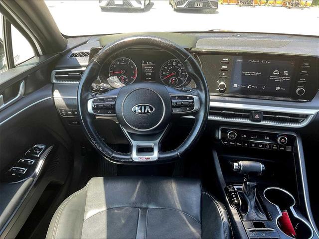 Photo of 2021 Glacial White Pearl Kia K5