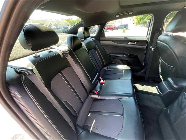 Photo of 2021 Glacial White Pearl Kia K5