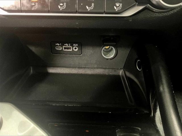 Photo of 2023 Pearl White Tricoat Nissan Altima