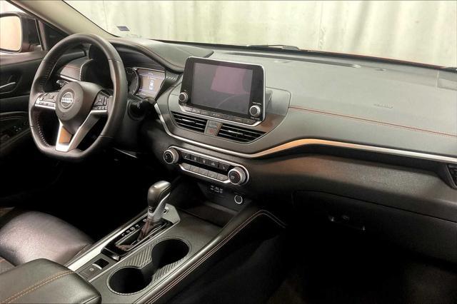 Photo of 2021 Scarlet Ember Tintcoat Nissan Altima