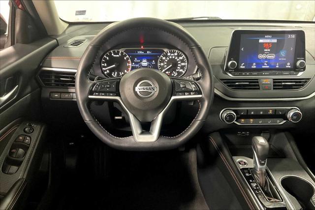 Photo of 2021 Scarlet Ember Tintcoat Nissan Altima