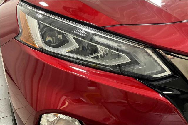 Photo of 2021 Scarlet Ember Tintcoat Nissan Altima