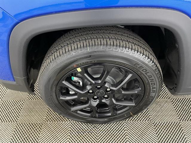 Photo of 2025 Hydro Blue Pearlcoat Jeep Compass