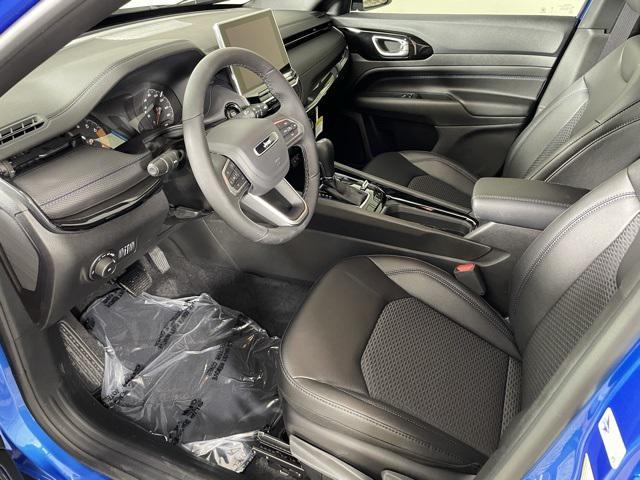 Photo of 2025 Hydro Blue Pearlcoat Jeep Compass