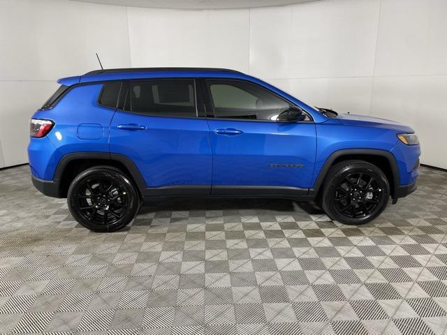 Photo of 2025 Hydro Blue Pearlcoat Jeep Compass