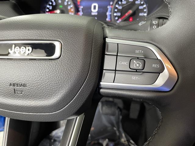 Photo of 2025 Hydro Blue Pearlcoat Jeep Compass