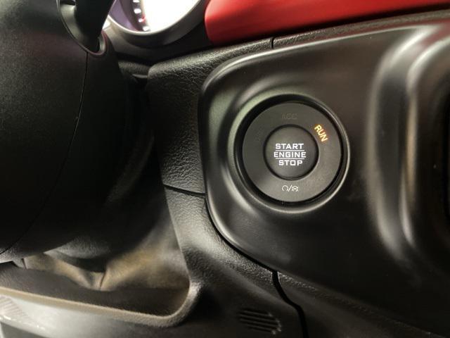 Photo of 2020 Black Clearcoat Jeep Gladiator