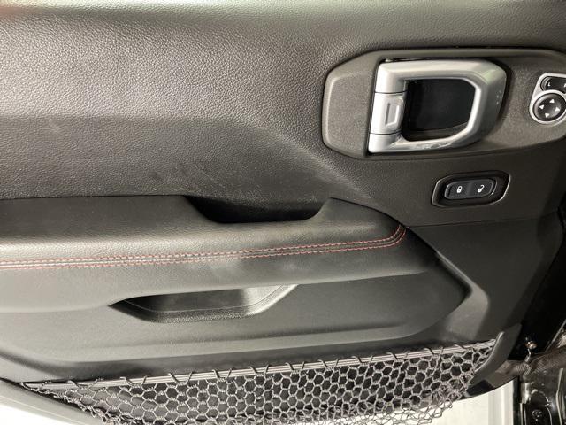 Photo of 2020 Black Clearcoat Jeep Gladiator