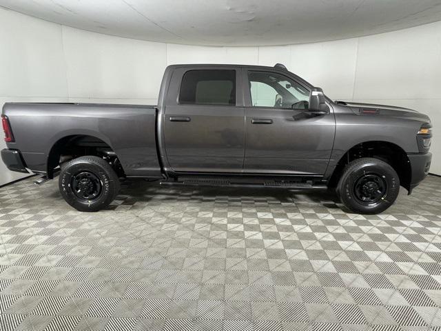 Photo of 2025 Granite Crystal Metallic Clearcoat RAM 2500