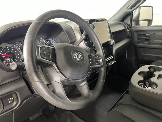 Photo of 2025 Granite Crystal Metallic Clearcoat RAM 2500