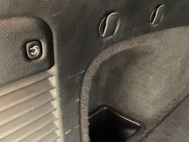 Photo of 2020 Bright White Clearcoat Jeep Grand Cherokee