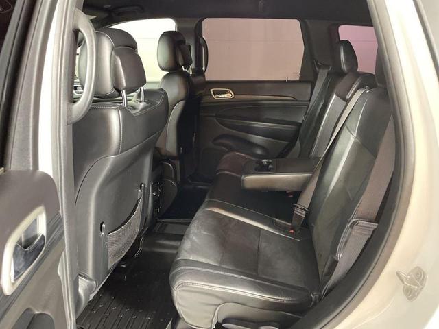 Photo of 2020 Bright White Clearcoat Jeep Grand Cherokee