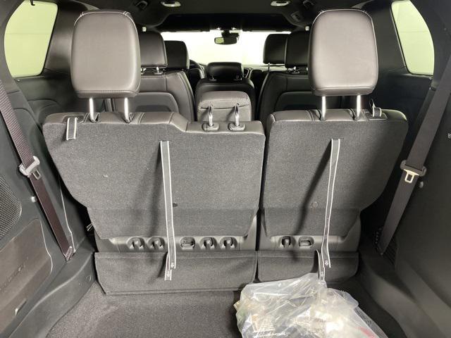 Photo of 2025 Fathom Blue Pearlcoat Chrysler Pacifica