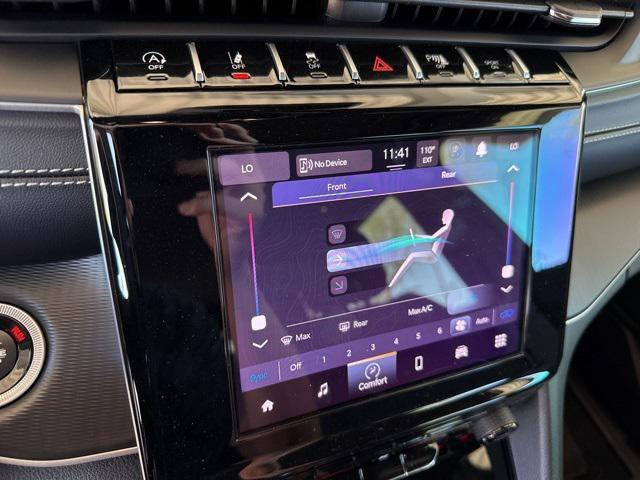 Photo of 2025 Baltic Gray Metallic Clearcoat Jeep Grand Cherokee L