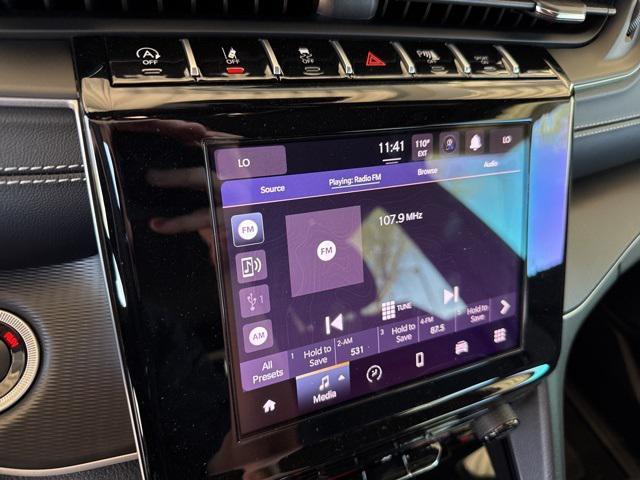 Photo of 2025 Baltic Gray Metallic Clearcoat Jeep Grand Cherokee L