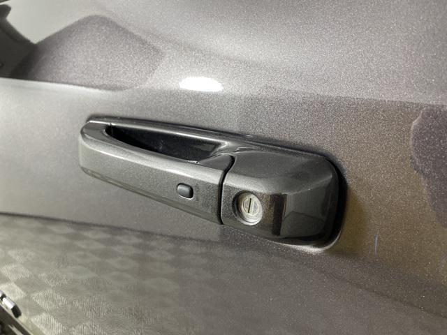Photo of 2025 Granite Crystal Metallic Clearcoat RAM 2500