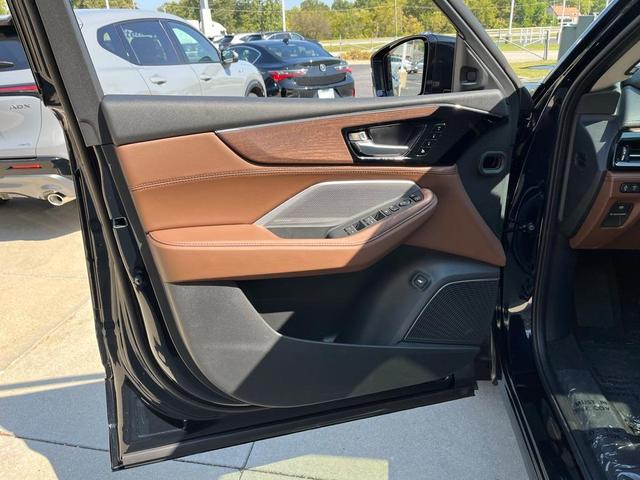 Photo of 2026 Majestic Black Pearl Acura MDX