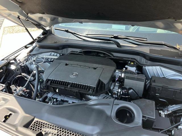 Photo of 2026 Solar Silver Metallic Acura MDX