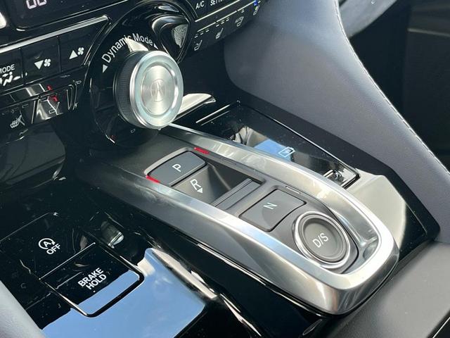 Photo of 2026 Solar Silver Metallic Acura MDX