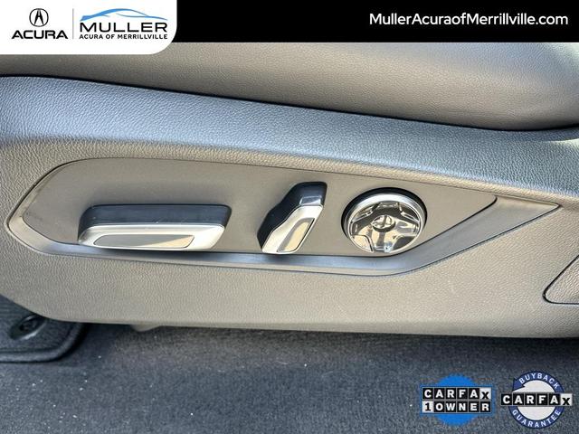 Photo of 2025 Majestic Black Pearl Acura MDX