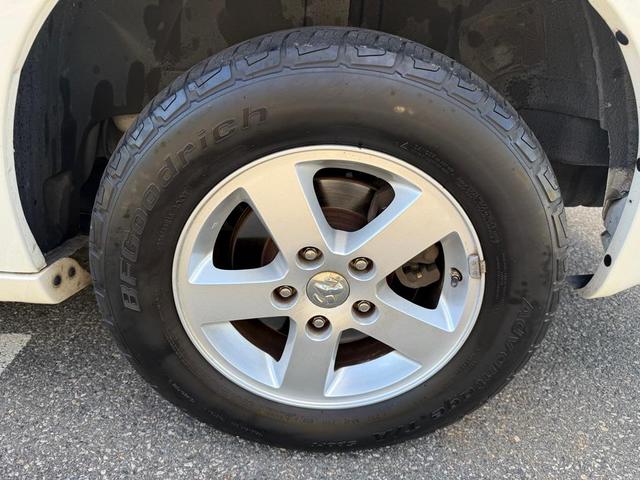 Photo of 2010 WHITE Dodge Grand Caravan