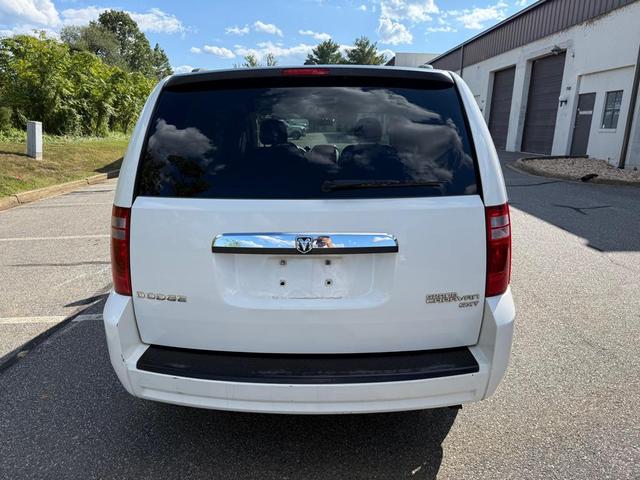 Photo of 2010 WHITE Dodge Grand Caravan