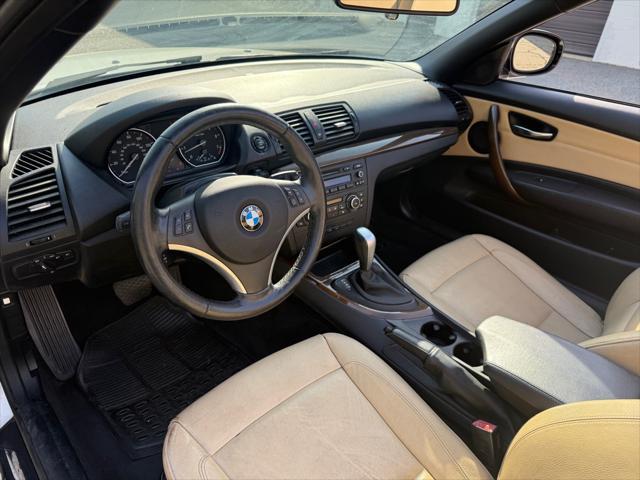 Photo of 2011 WHITE BMW 128
