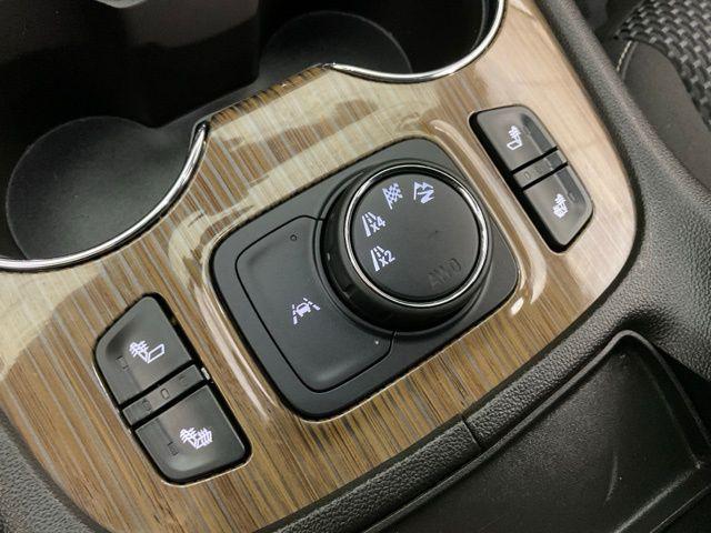 Photo of 2023 Ultra Blue Metallic GMC Acadia