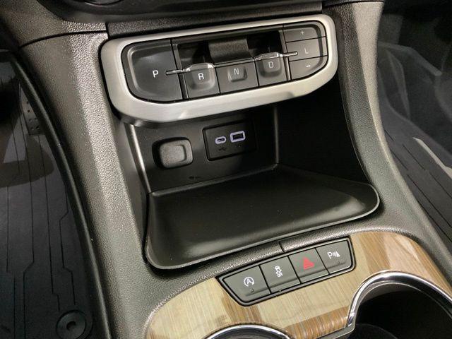 Photo of 2023 Ultra Blue Metallic GMC Acadia