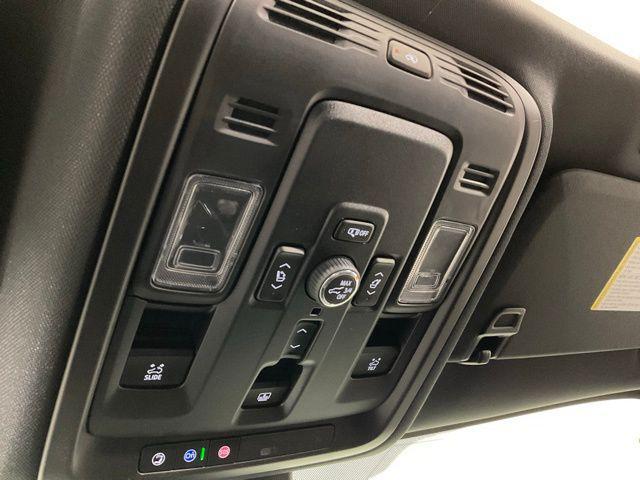 Photo of 2025 Onyx Black GMC Yukon