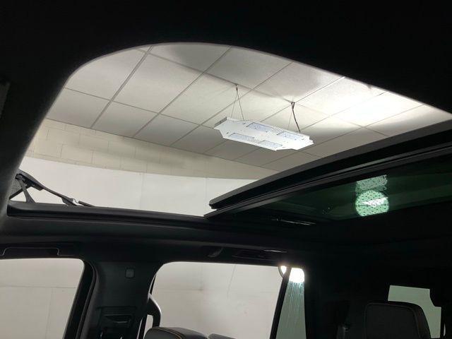 Photo of 2025 Onyx Black GMC Yukon