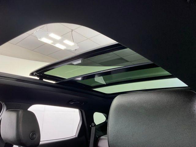 Photo of 2019 Summit White Chevrolet Blazer