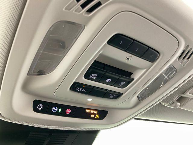 Photo of 2025 Ebony Twilight Metallic Buick Envision