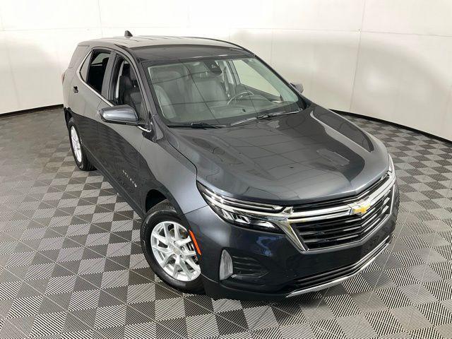 Photo of 2022 Iron Gray Metallic Chevrolet Equinox