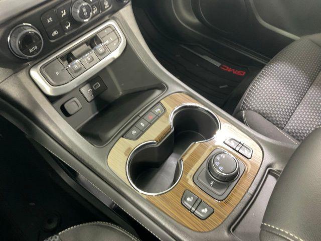 Photo of 2023 Summit White GMC Acadia