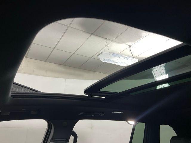 Photo of 2026 ebony twilight metallic Buick Enclave