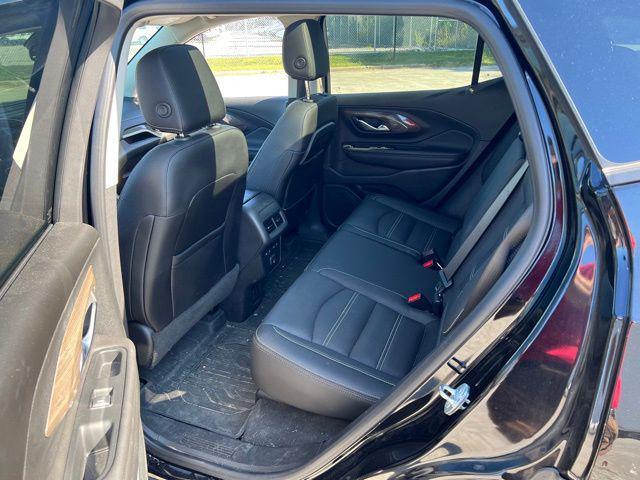 Photo of 2022 Ebony Twilight Metallic GMC Terrain