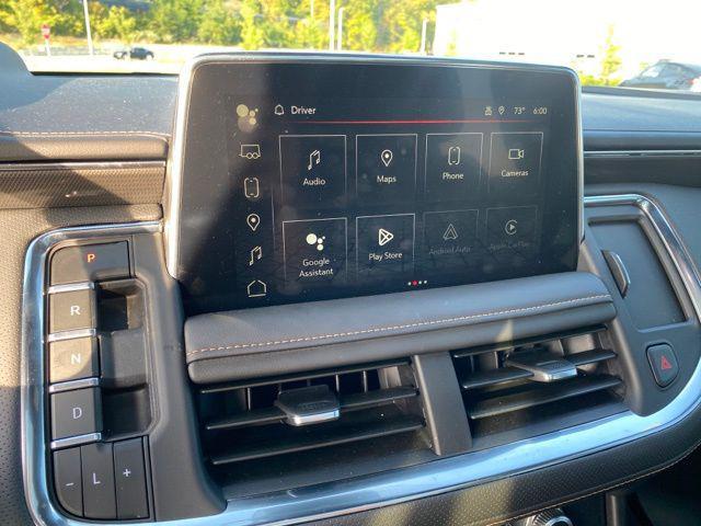 Photo of 2024 White Frost Tricoat GMC Yukon