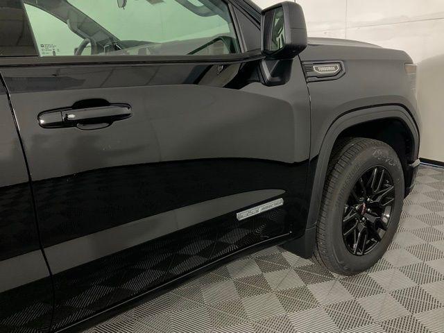 Photo of 2025 Onyx Black GMC Sierra 1500