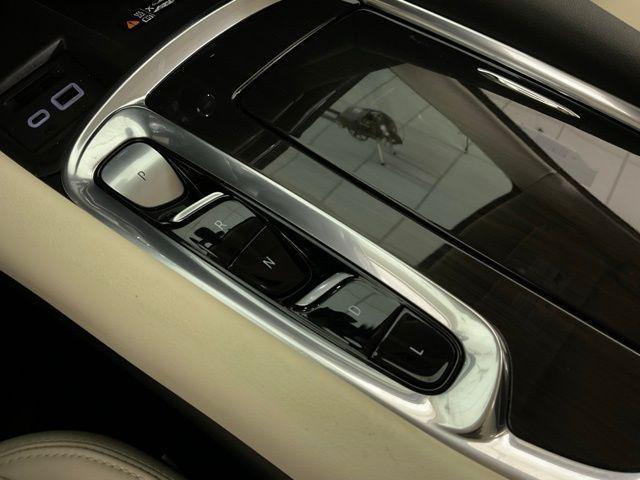 Photo of 2023 Emperor Blue Metallic Buick Enclave