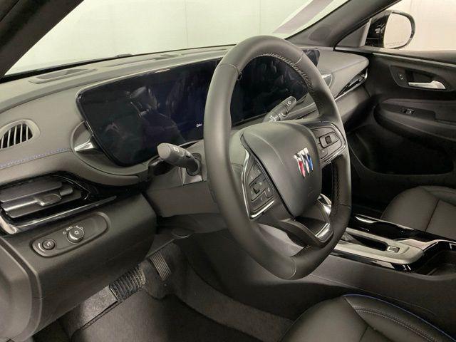 Photo of 2025 Moonstone Gray Metallic Buick Envista