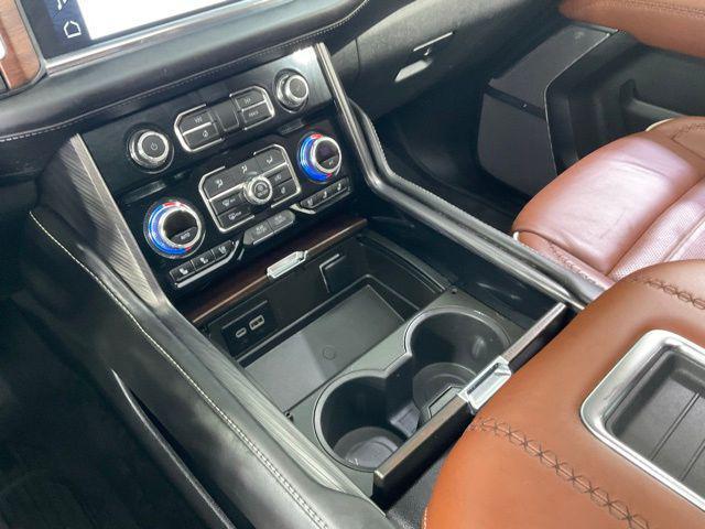 Photo of 2023 White Frost Tricoat GMC Yukon XL