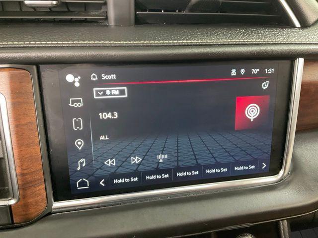 Photo of 2023 White Frost Tricoat GMC Yukon XL