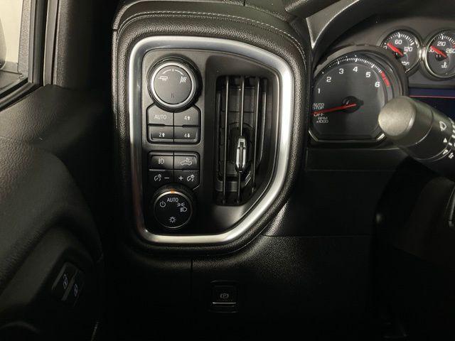 Photo of 2019 Silver Ice Metallic Chevrolet Silverado 1500