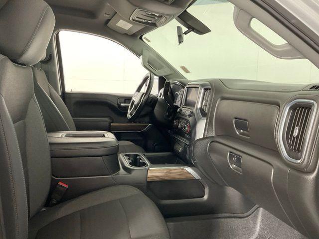 Photo of 2019 Silver Ice Metallic Chevrolet Silverado 1500