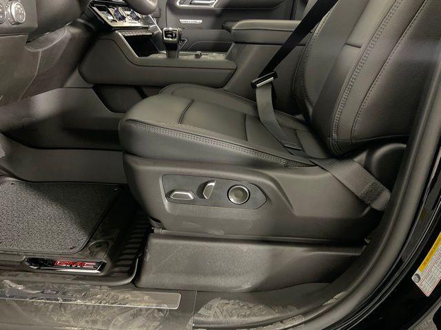 Photo of 2026 Onyx Black GMC Sierra 1500