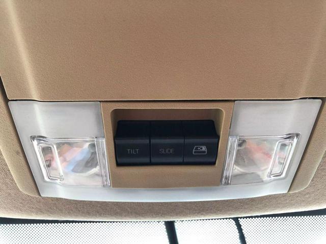 Photo of 2012 White Ford F-250