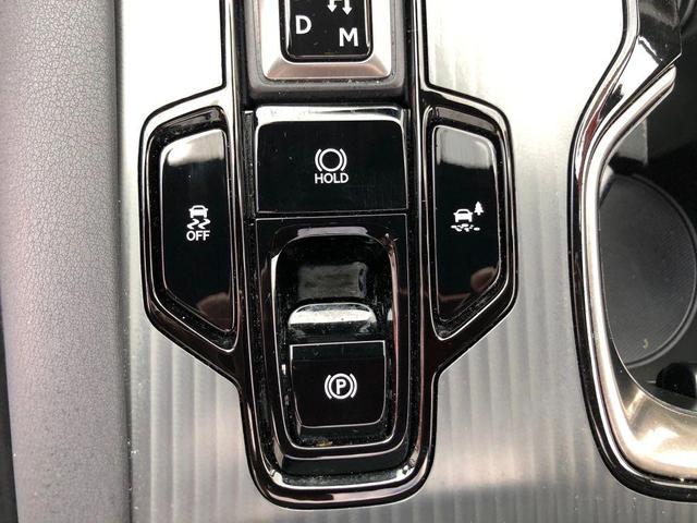 Photo of 2023 White Lexus RX 500h