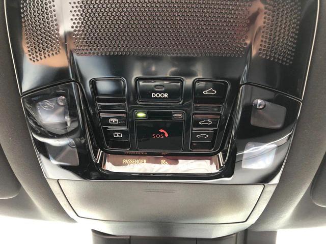 Photo of 2023 White Lexus RX 500h