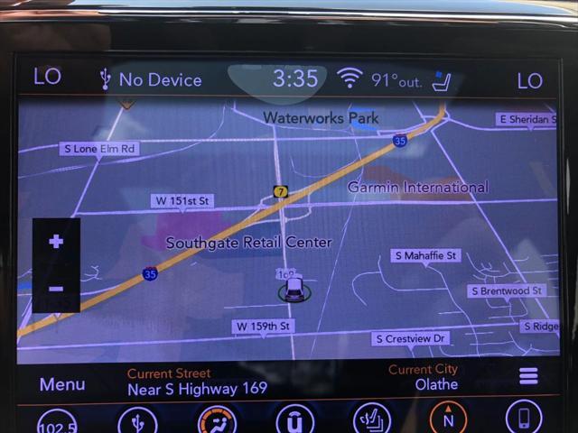 Photo of 2019 Silver Jeep Grand Cherokee